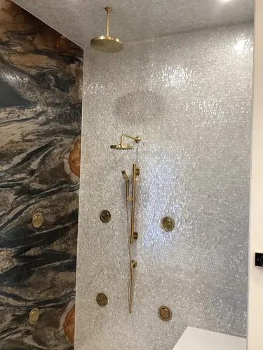 Elevating Your Bathroom Design with a Bathroom Remodeling Contractor